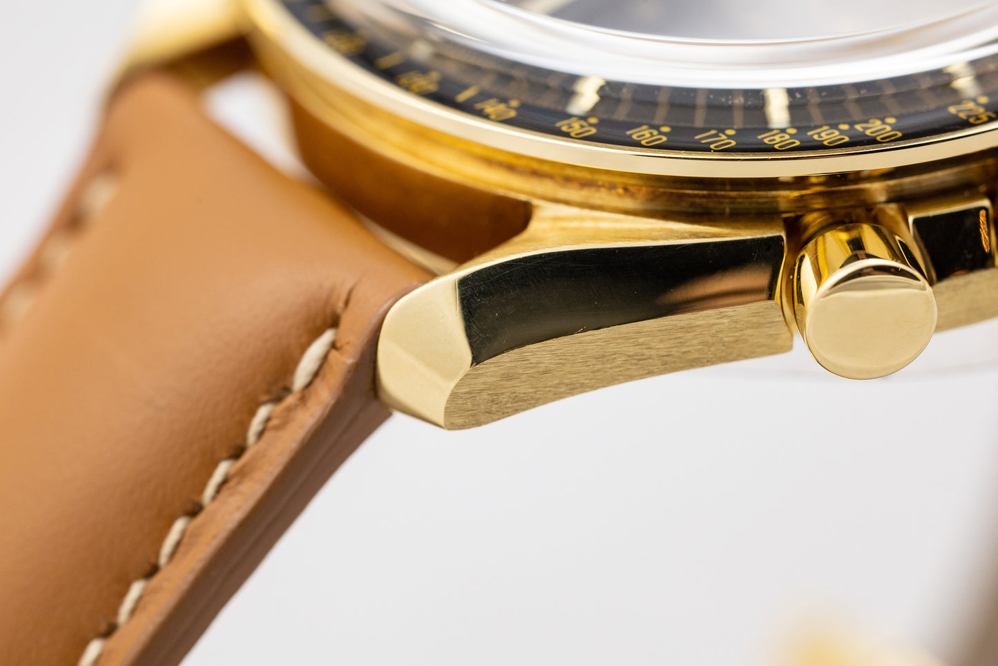 Omega Speedmaster 18K 145.0052