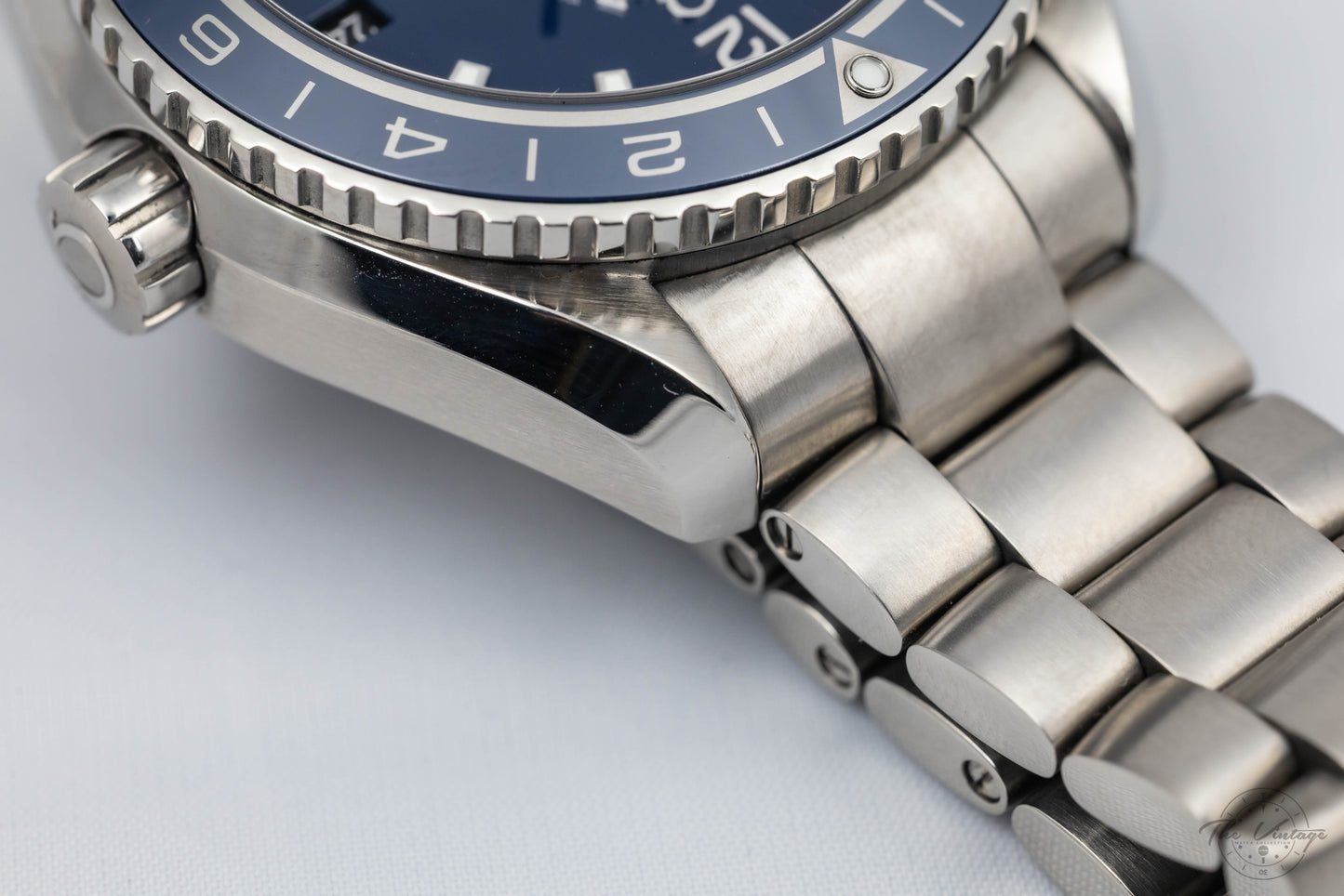 Omega Seamaster Planet Ocean Titanium 232.90.46.21.03.001 FULL SET