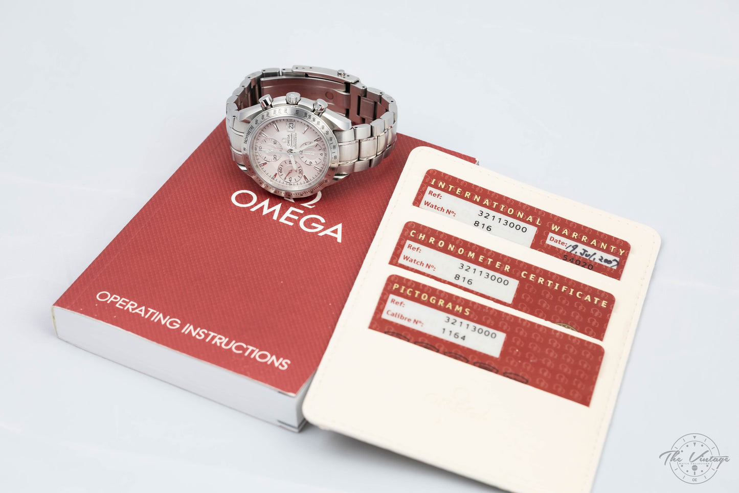 Omega Speedmaster Date 3211.30