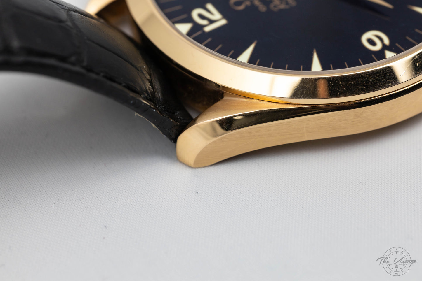 Omega Railmaster XXL Full Set Massive 49mm 18K Red Gold Model 221.53.49.10.01.001