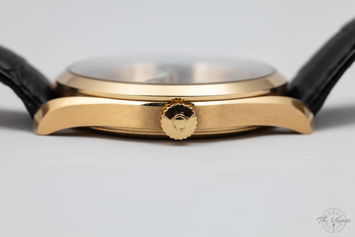 Omega Railmaster XXL Full Set Massive 49mm 18K Red Gold Model 221.53.49.10.01.001
