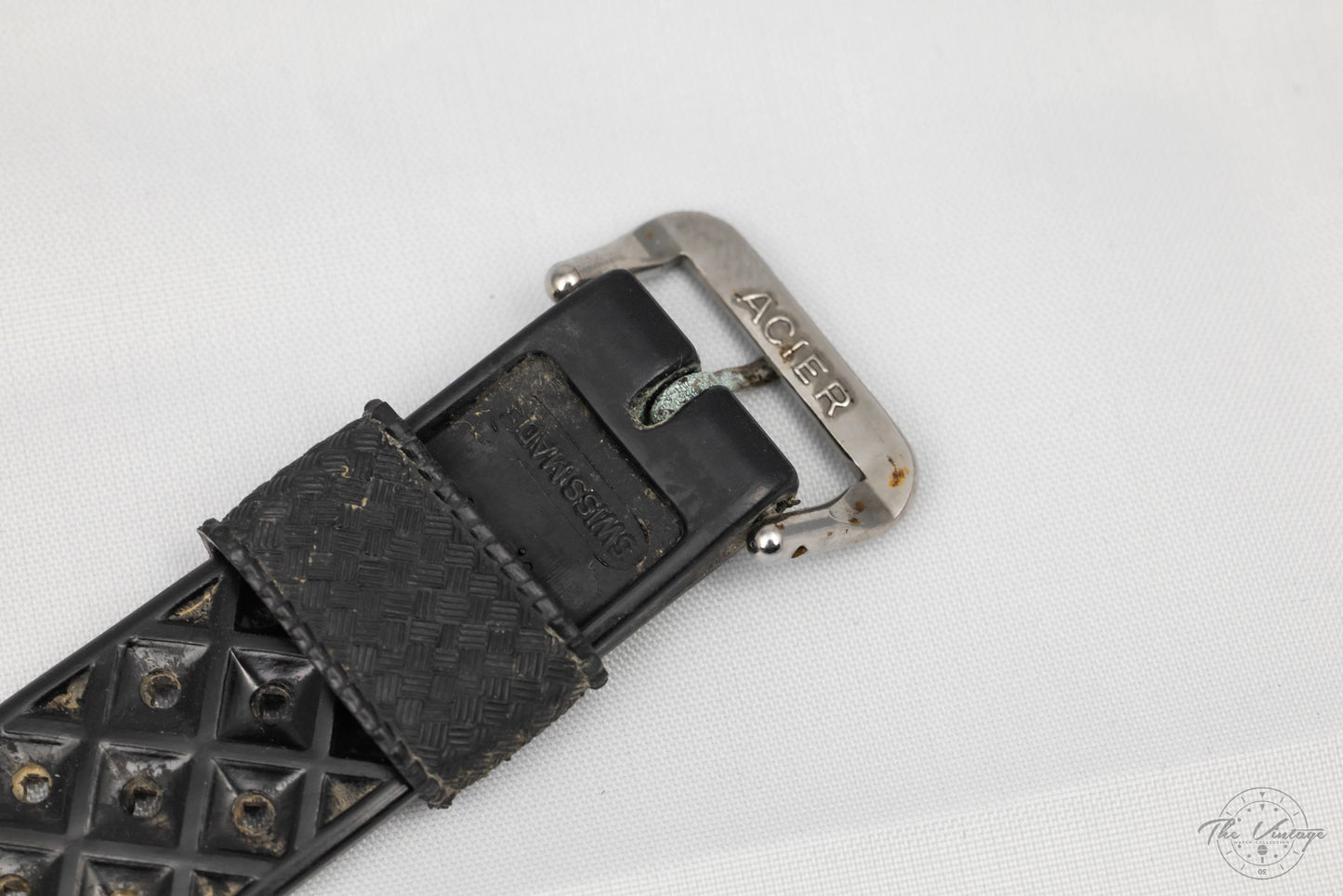 Blancpain Fifty Fathoms Aqua Lung 1000 Feet & Aqua Lung Depth Gauge w/Box